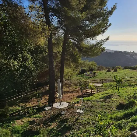 La Bergerie Pool And View * 로퀴에브륀캡마르탱